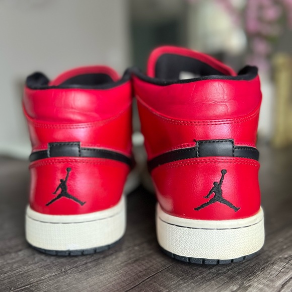 Air Jordan 1 retro Mid Gym Red size 13 - Picture 4 of 9